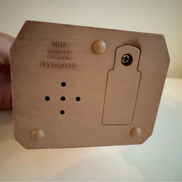 Hallmark Keepsake Ornament 2013 DISNEY CINDERELLA CINDERELLA'S CASTLE - Picture 10 of 10